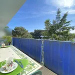 T2 Avec Balcon, Parking Et Proche - - Fr-1-245-187 Apartamento