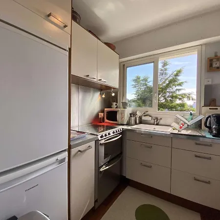T2 Avec Balcon, Parking Et Proche - - Fr-1-245-187 Ла-Боль-Эскублак