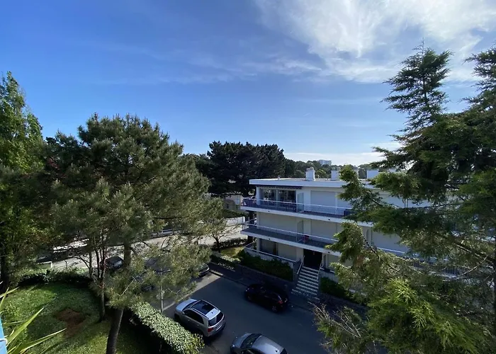 T2 Avec Balcon, Parking Et Proche - - Fr-1-245-187 アパート