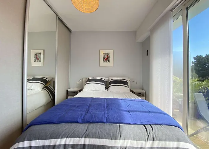 T2 Avec Balcon, Parking Et Proche - - Fr-1-245-187 アパート