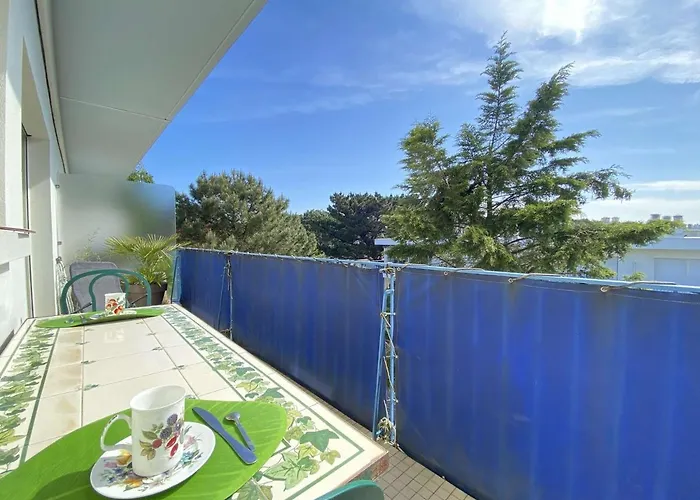 T2 Avec Balcon, Parking Et Proche - - Fr-1-245-187 アパート